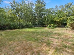 7 Peters Rd, Newburyport MA 01950