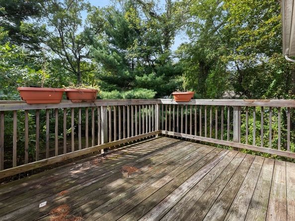 7 Peters Rd, Newburyport MA 01950