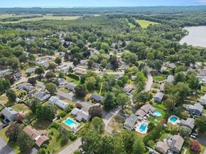 7 Peters Rd, Newburyport MA 01950