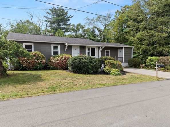 7 Peters Rd, Newburyport MA 01950