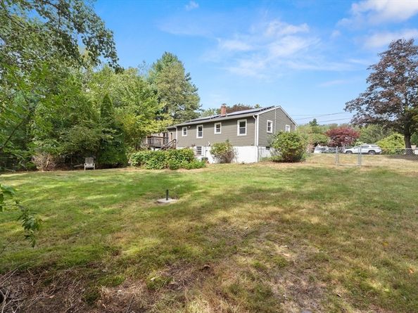 7 Peters Rd, Newburyport MA 01950