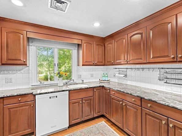 131 Cross Street, Norwell MA 02061