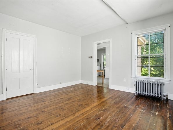 71 Purchase St, Newburyport MA 01950