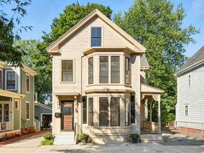 71 Purchase St, Newburyport MA 01950