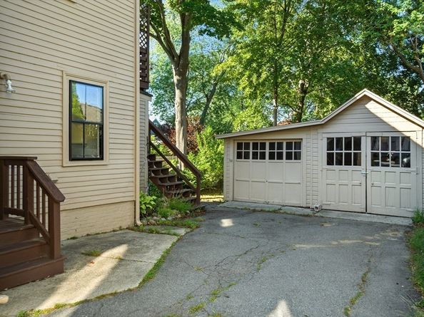 71 Purchase St, Newburyport MA 01950