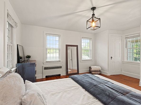 54 Depot St, Sharon MA 02067