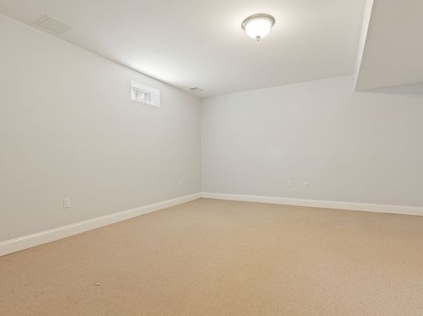 54-60 Holton St 58, Boston MA 02134