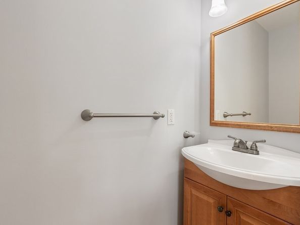 54-60 Holton St 58, Boston MA 02134