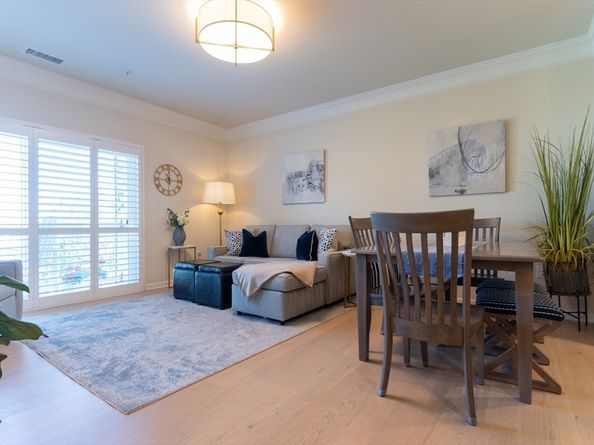 12208 Peters Farm Way 12208, Westborough MA 01581