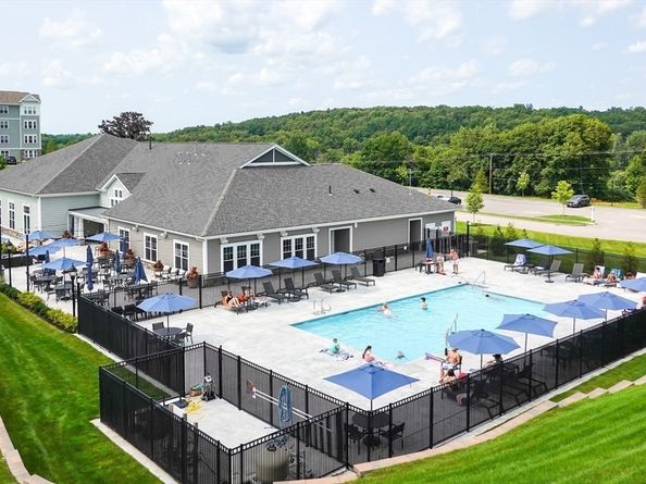 12208 Peters Farm Way 12208, Westborough MA 01581