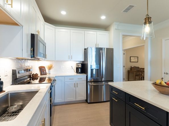 12208 Peters Farm Way 12208, Westborough MA 01581