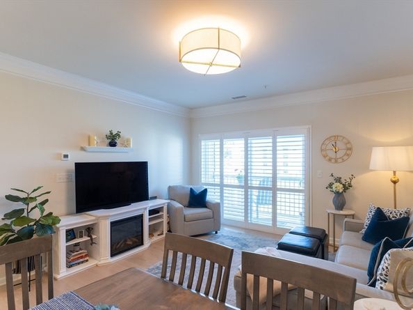 12208 Peters Farm Way 12208, Westborough MA 01581