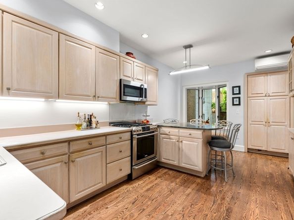 56 Marshal St. 1, Brookline MA 02446