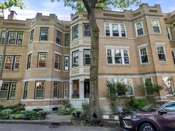 56 Marshal St. 1, Brookline MA 02446