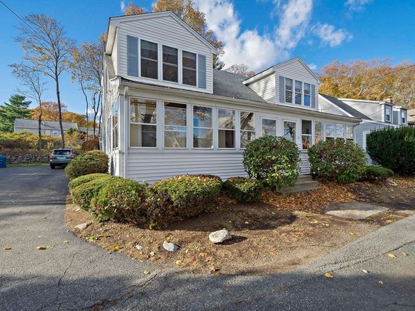 69-71 Pond St, Canton MA 02021