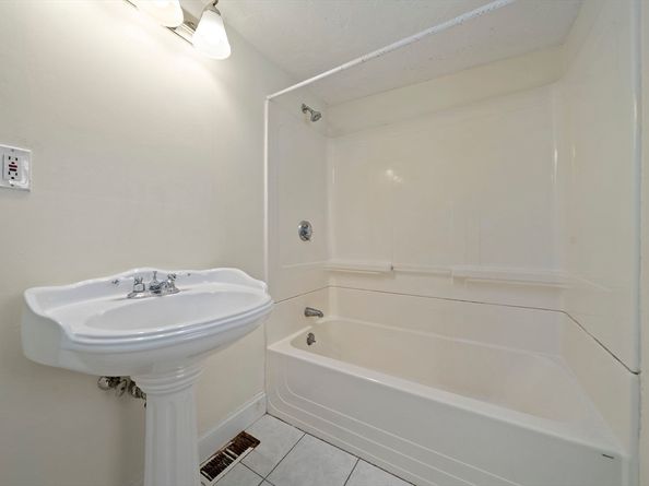 69-71 Pond St, Canton MA 02021