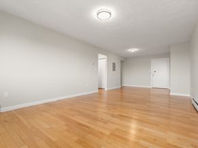 35 Glencoe Street 43, Boston MA 02134