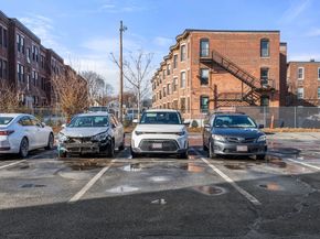 35 Glencoe Street 43, Boston MA 02134