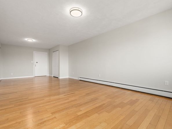 35 Glencoe Street 43, Boston MA 02134