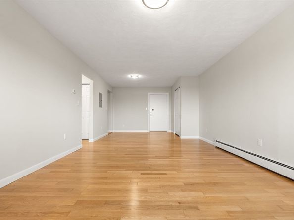 35 Glencoe Street 43, Boston MA 02134