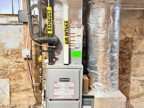 122 Copperfield Rd, Worcester MA 01602