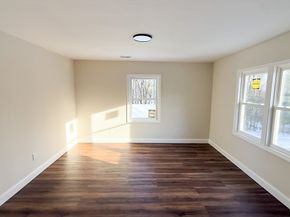 122 Copperfield Rd, Worcester MA 01602