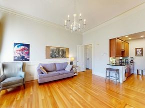 322 Beacon Street 7, Boston MA 02116