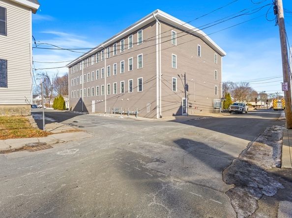 110 Pleasant St 401, Marlborough MA 01752