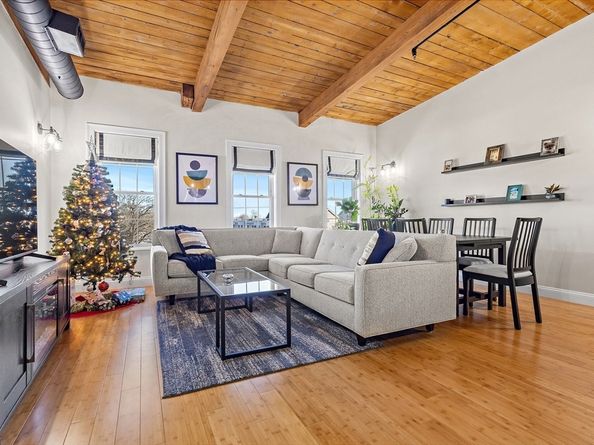 110 Pleasant St 401, Marlborough MA 01752