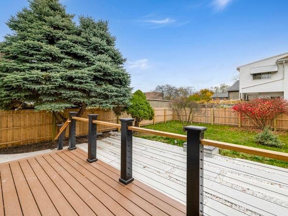 51 Edgar Ave 51, Somerville MA 02145