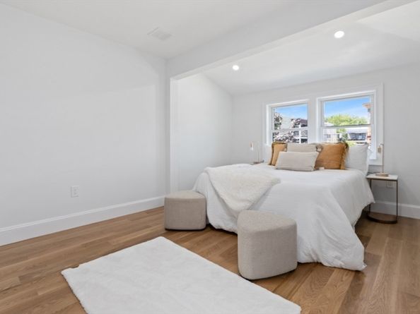 51 Edgar Ave 51, Somerville MA 02145