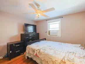 128 Salem Rd, Billerica MA 01821