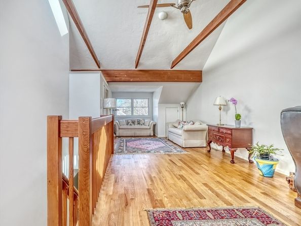 1206 Lagrange St 1206, Boston MA 02467