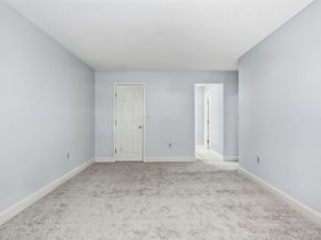 750 Brookside Dr G, Andover MA 01810