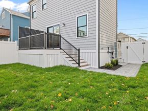 29 Dartmouth St 29, Arlington MA 02474