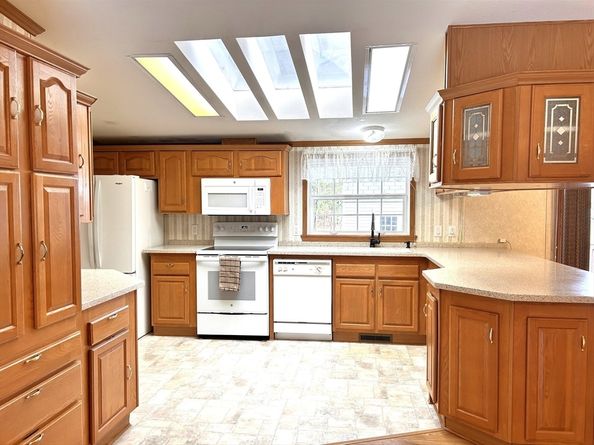 78 Earl Drive, Athol MA 01331