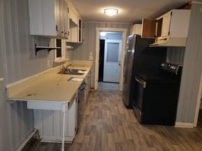 160 Bentley Rd, Barre MA 01005