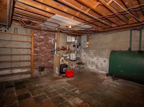 14 Sycamore Rd, Wakefield MA 01880