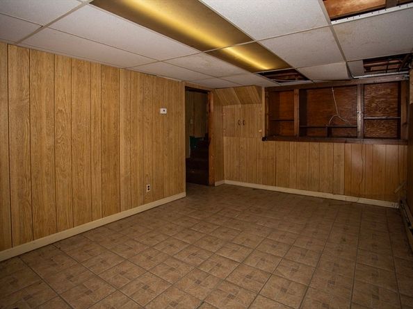 14 Sycamore Rd, Wakefield MA 01880