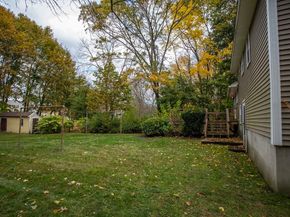 14 Sycamore Rd, Wakefield MA 01880