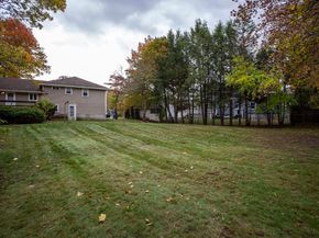 14 Sycamore Rd, Wakefield MA 01880