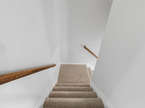 13 Parkwood Dr, Wareham MA 02571