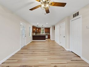 13 Parkwood Dr, Wareham MA 02571