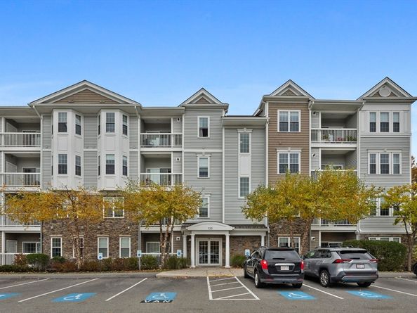 130 Trotter Rd 1211, Weymouth MA 02190