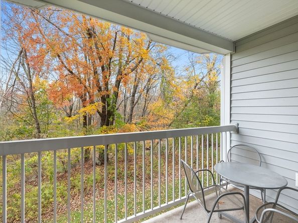 130 Trotter Rd 1211, Weymouth MA 02190