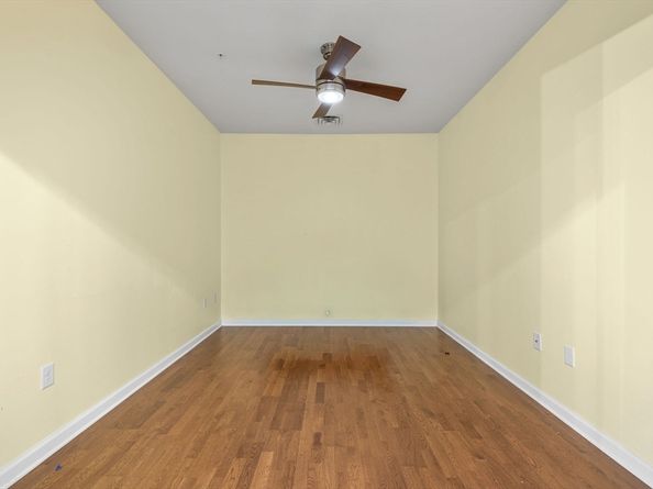 130 Trotter Rd 1211, Weymouth MA 02190