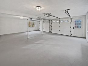 26 Berkshire Dr, Winchester MA 01890