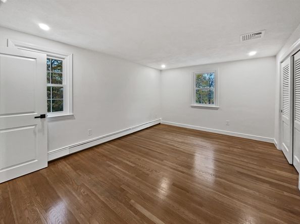 26 Berkshire Dr, Winchester MA 01890