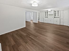 26 Berkshire Dr, Winchester MA 01890