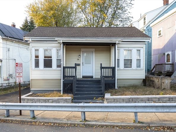 94 Crescent Ave, Revere MA 02151